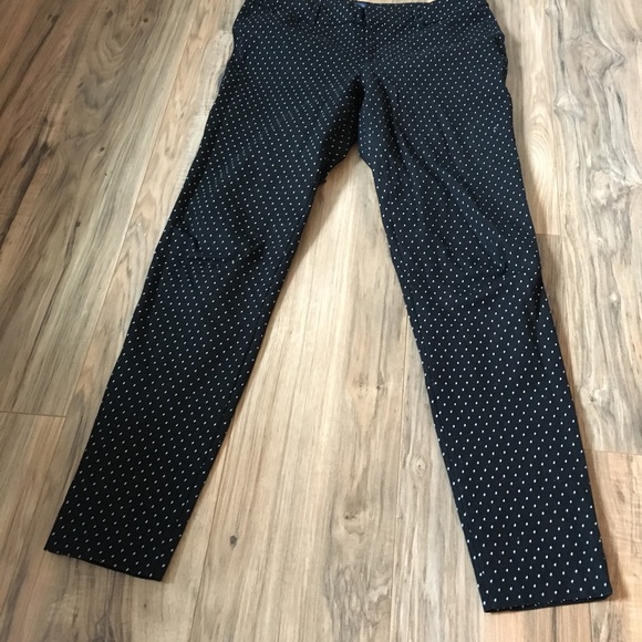 Old Navy Pixie Skinny Pant 8 - Picture 6 of 8